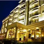 M - Regency Hotel