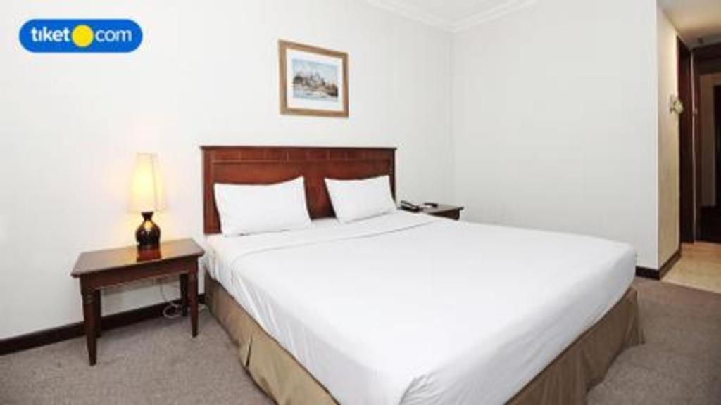 M - Regency Hotel 3*