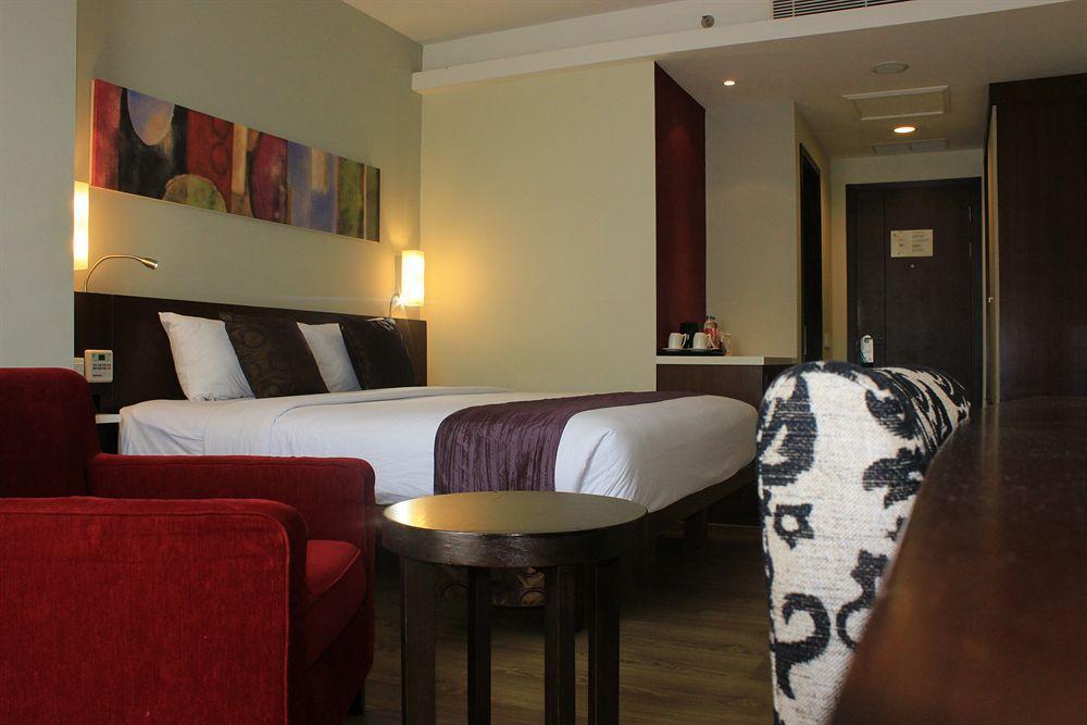 Hotel M - Regency