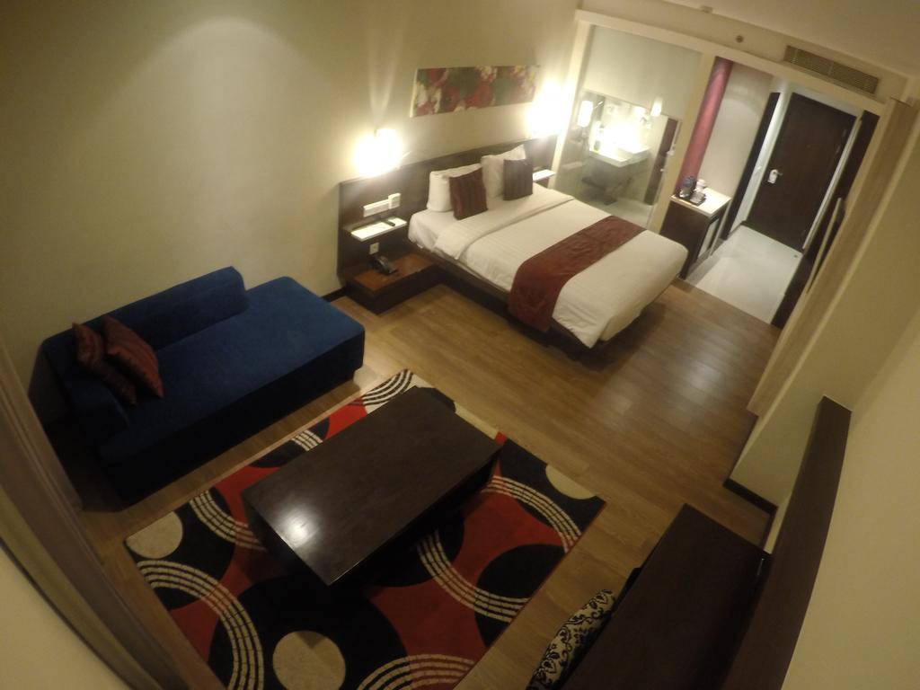 M - Regency 3* Makassar