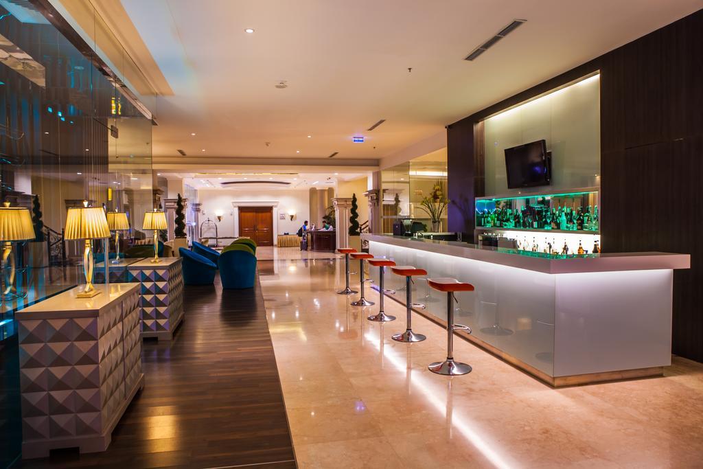 M - Regency 3* Makassar