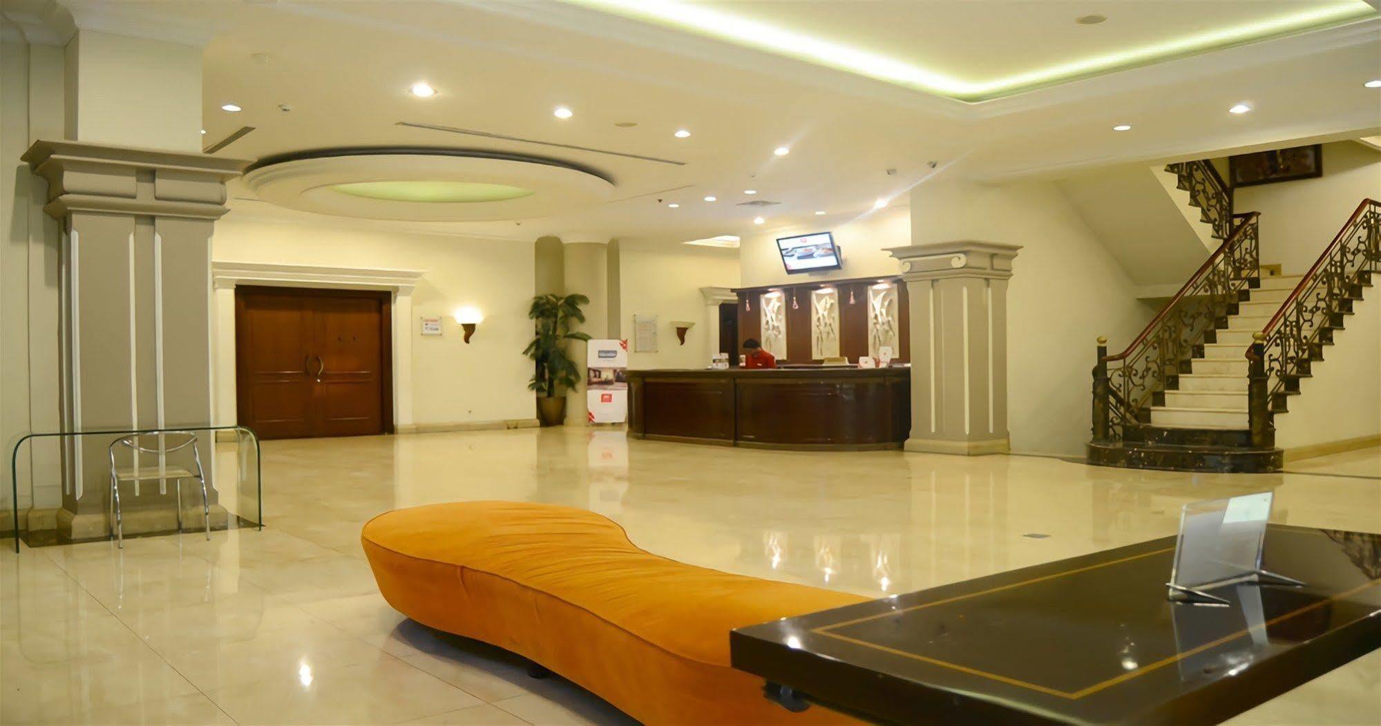 Hotel M - Regency