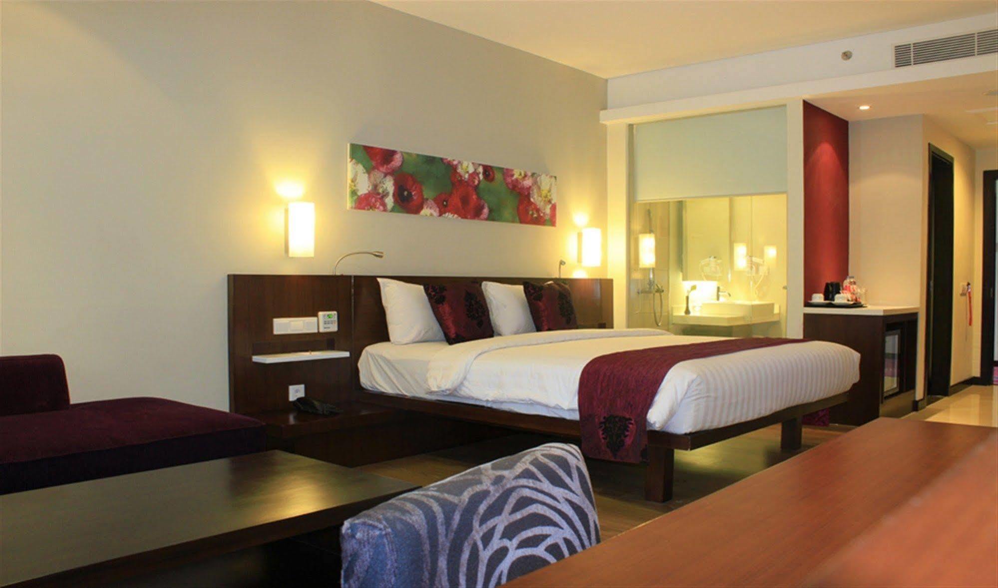 M - Regency 3*